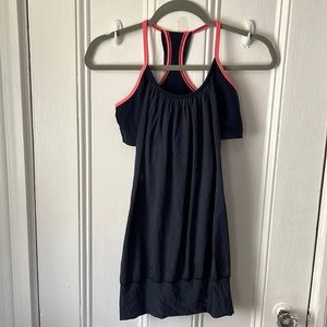 Lululemon workout tank with built in sports bra
